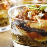 Recipe for a vegetarian Greek moussaka with vegetarian minced meat