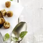 Boulettes de viande végétariennes avec de la viande hachée du seitan